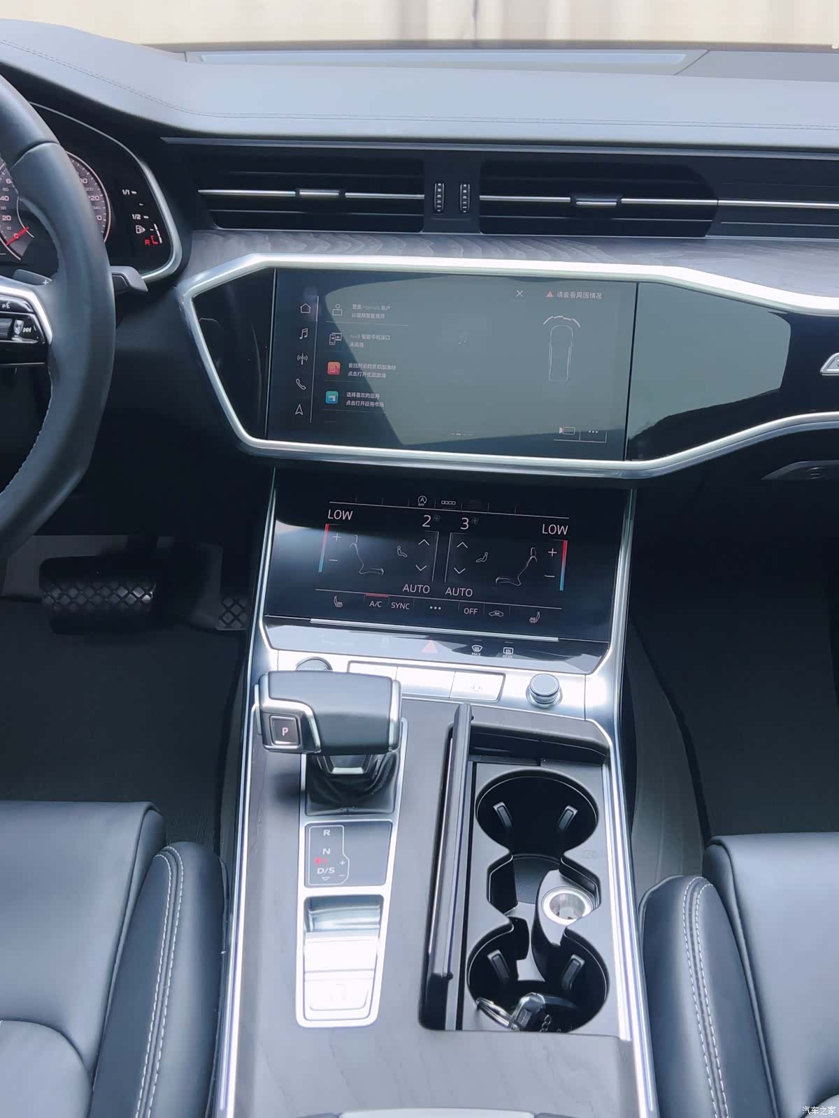 Audi A6L, 2023 все фото