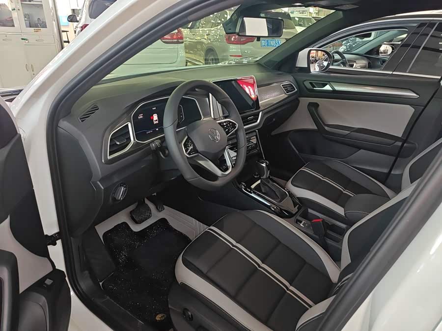 Volkswagen T-ROC 2026, фото 9