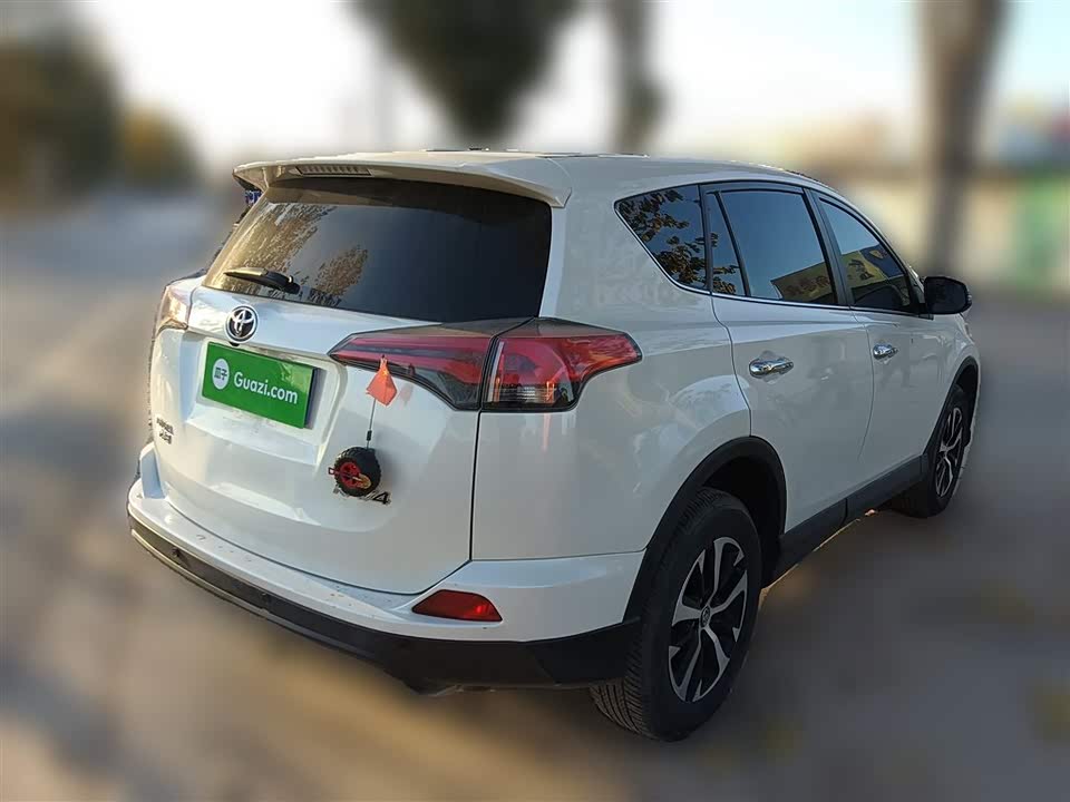Toyota RAV4 Rongfang