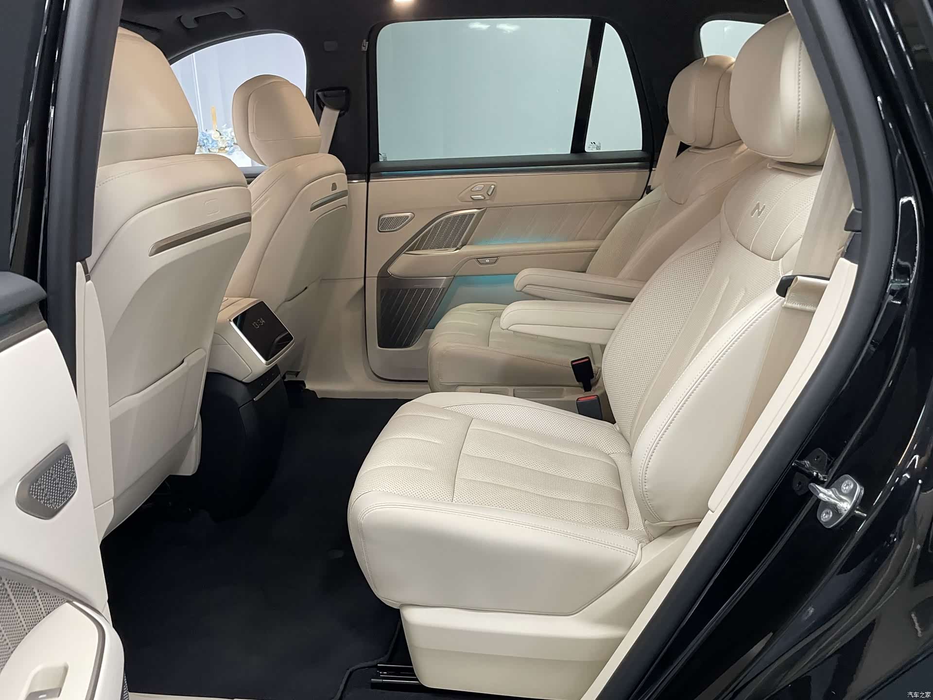 NIO L90, 2025 6