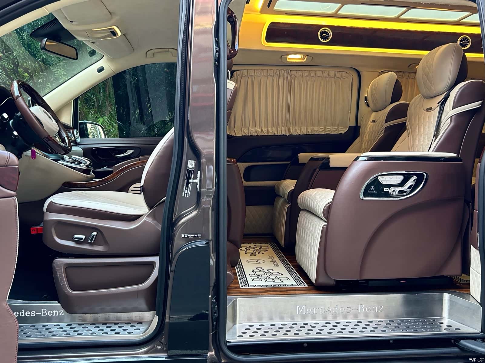 Mercedes-Benz V-Class, 2020 10