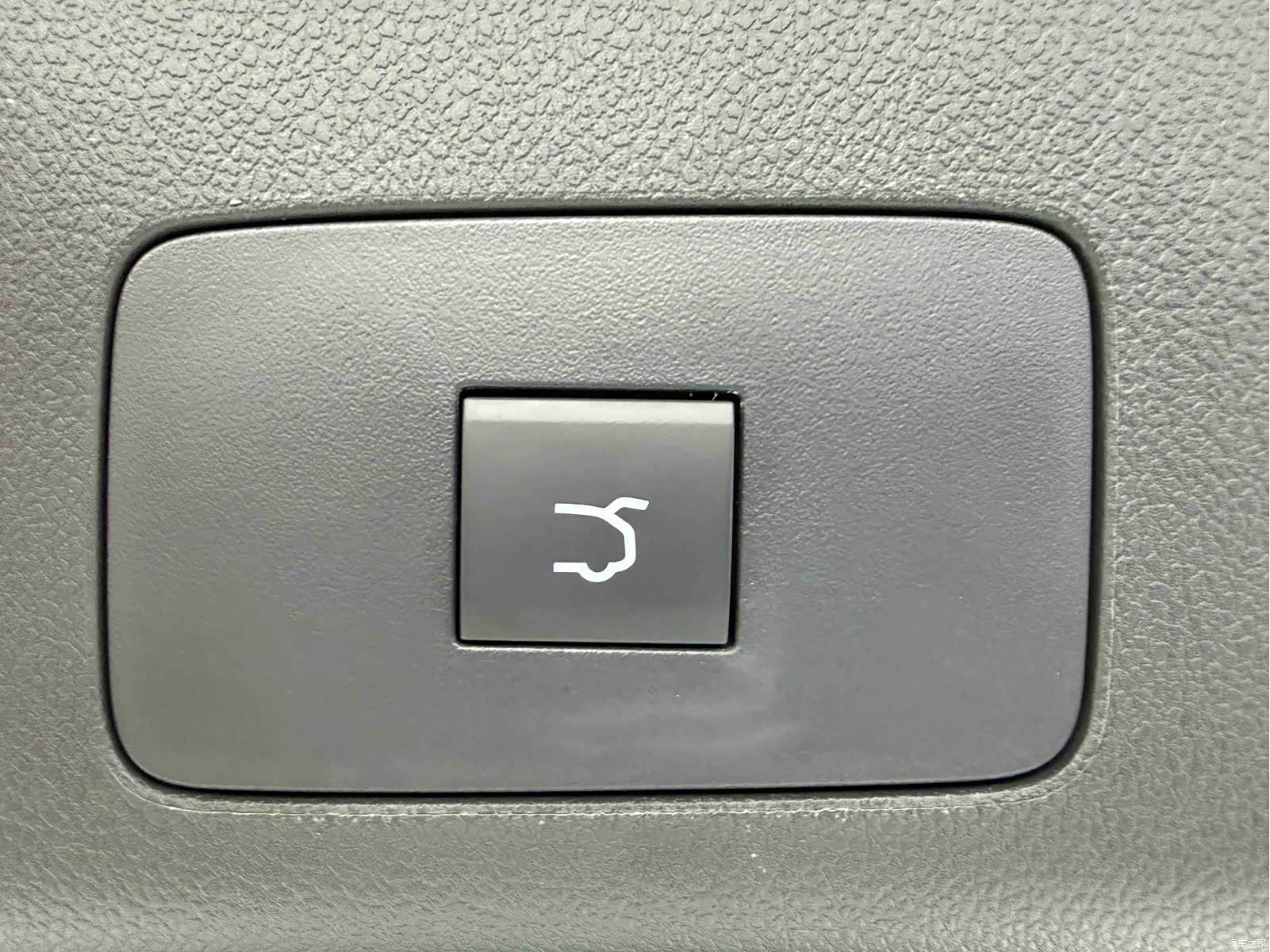DongFeng eπ008, 2025 27
