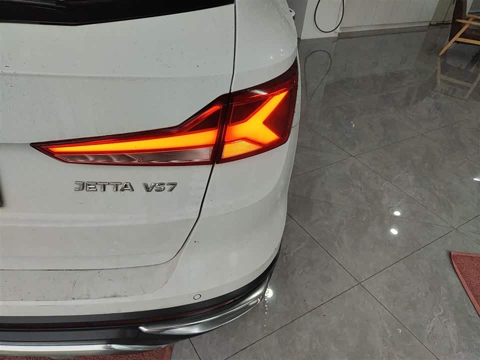 Jetta VS7