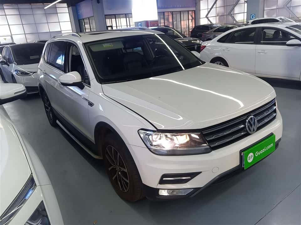 Volkswagen Tiguan L