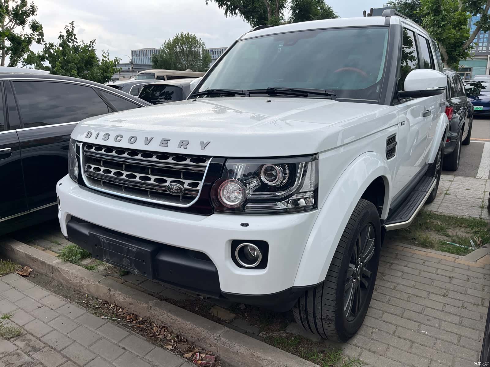 Land Rover Discovery, 2016 1