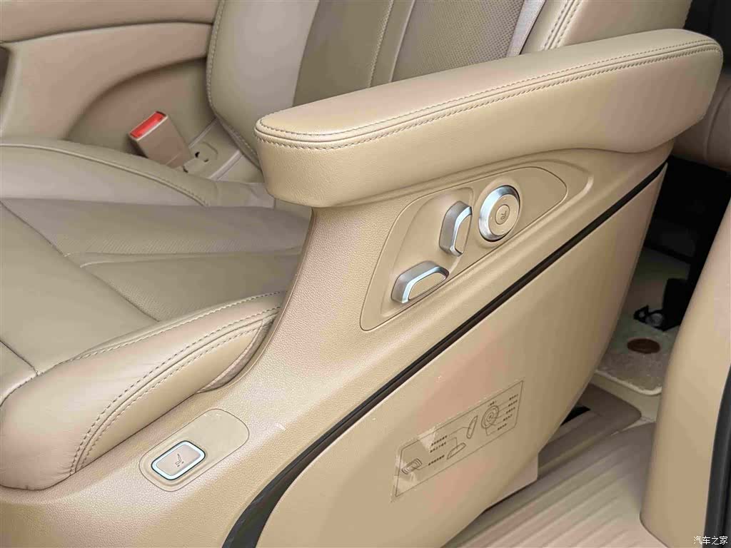 Buick GL8, 2021 24