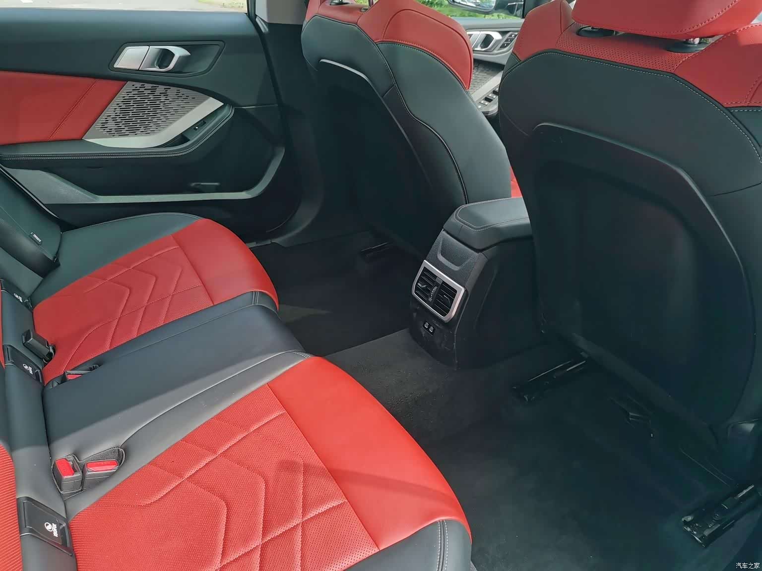 BMW 2 Series, 2025 18