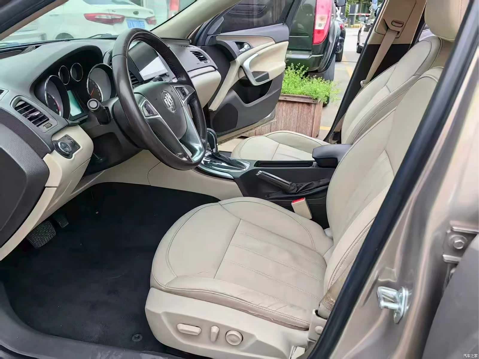 Buick Regal, 2012 4