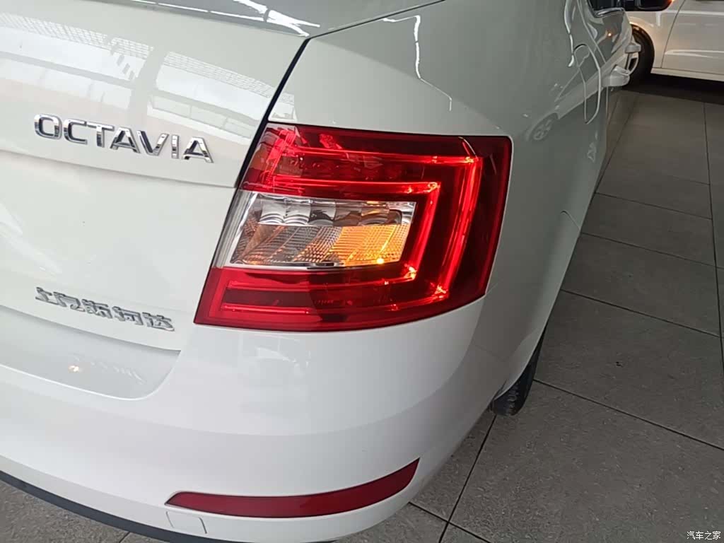 Skoda Octavia, 2018 8
