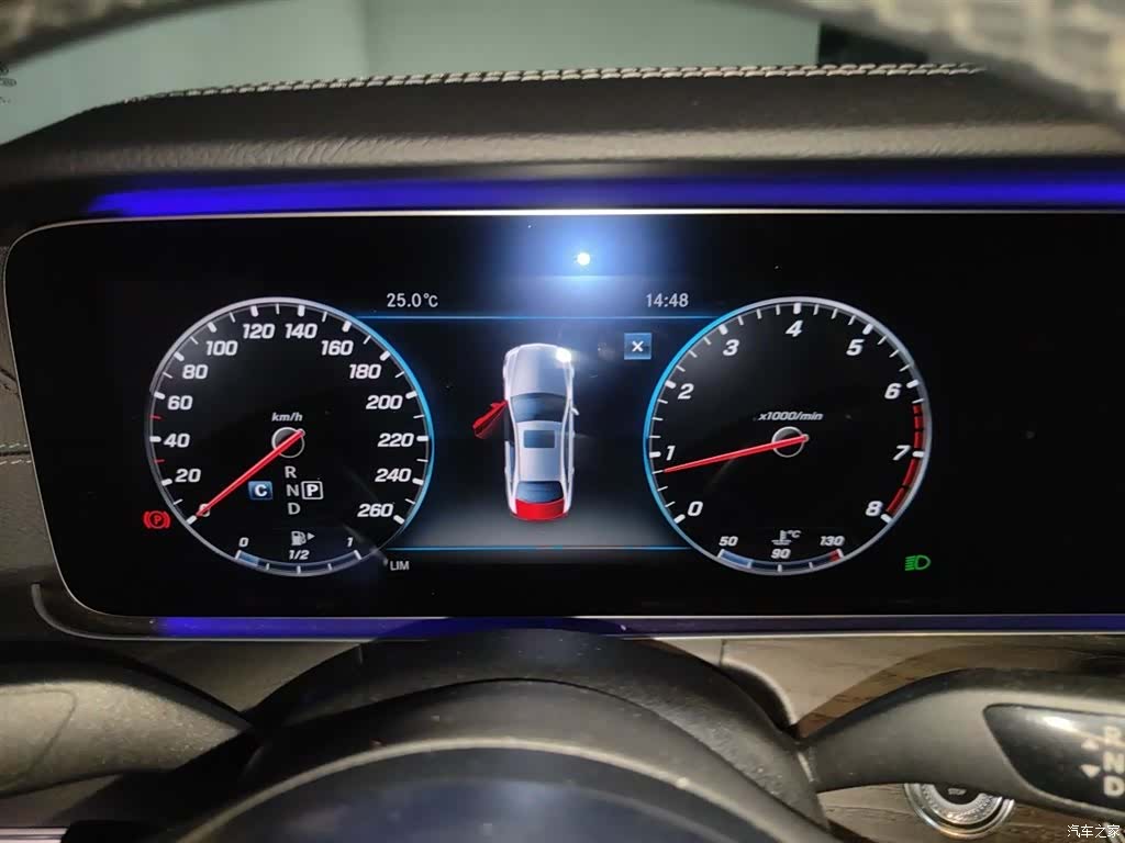 Mercedes-Benz E-Class, 2019 12