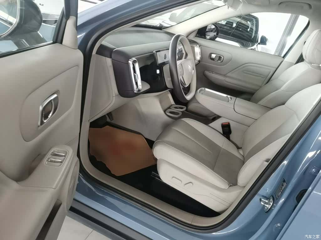Leapmotor B10, 2025 16