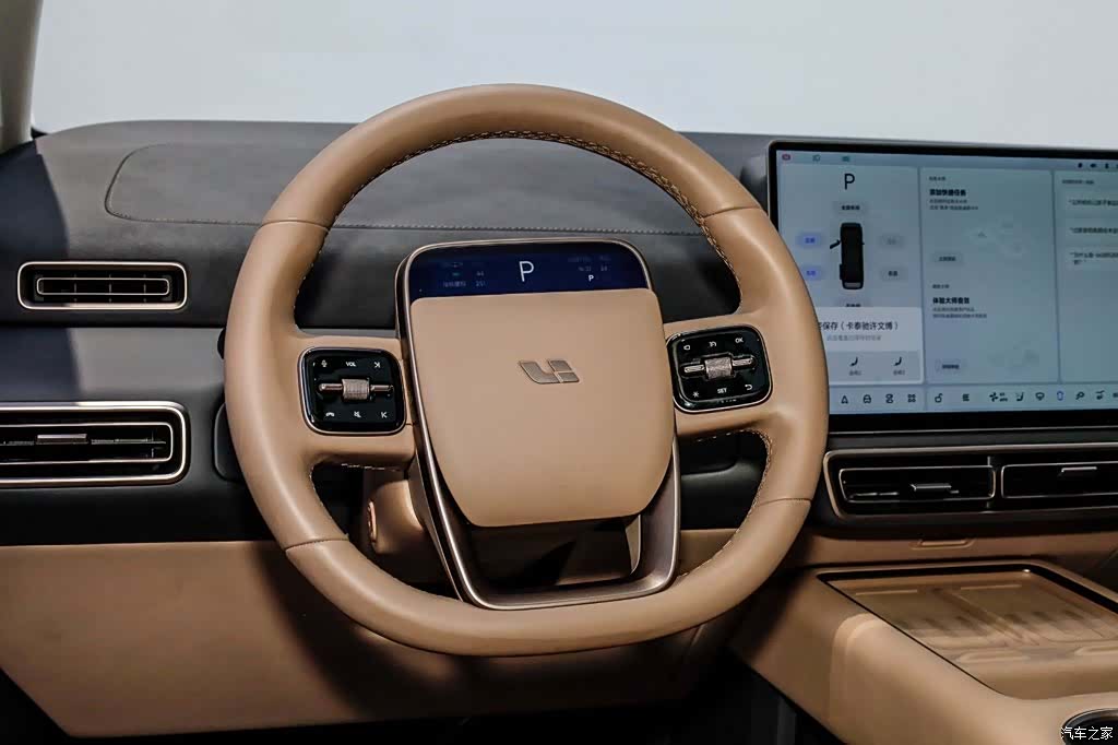Li Auto MEGA, 2025 26
