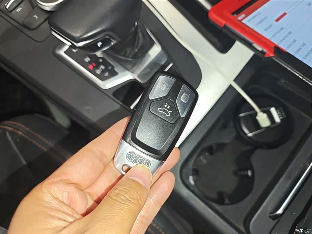 Audi Q5L, 2020 9