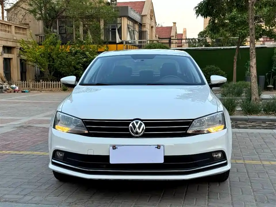 Volkswagen Sagitar
