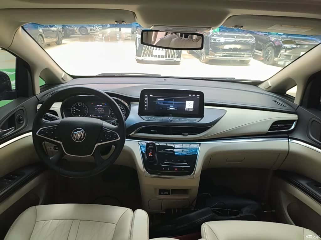 Buick GL8, 2023 10