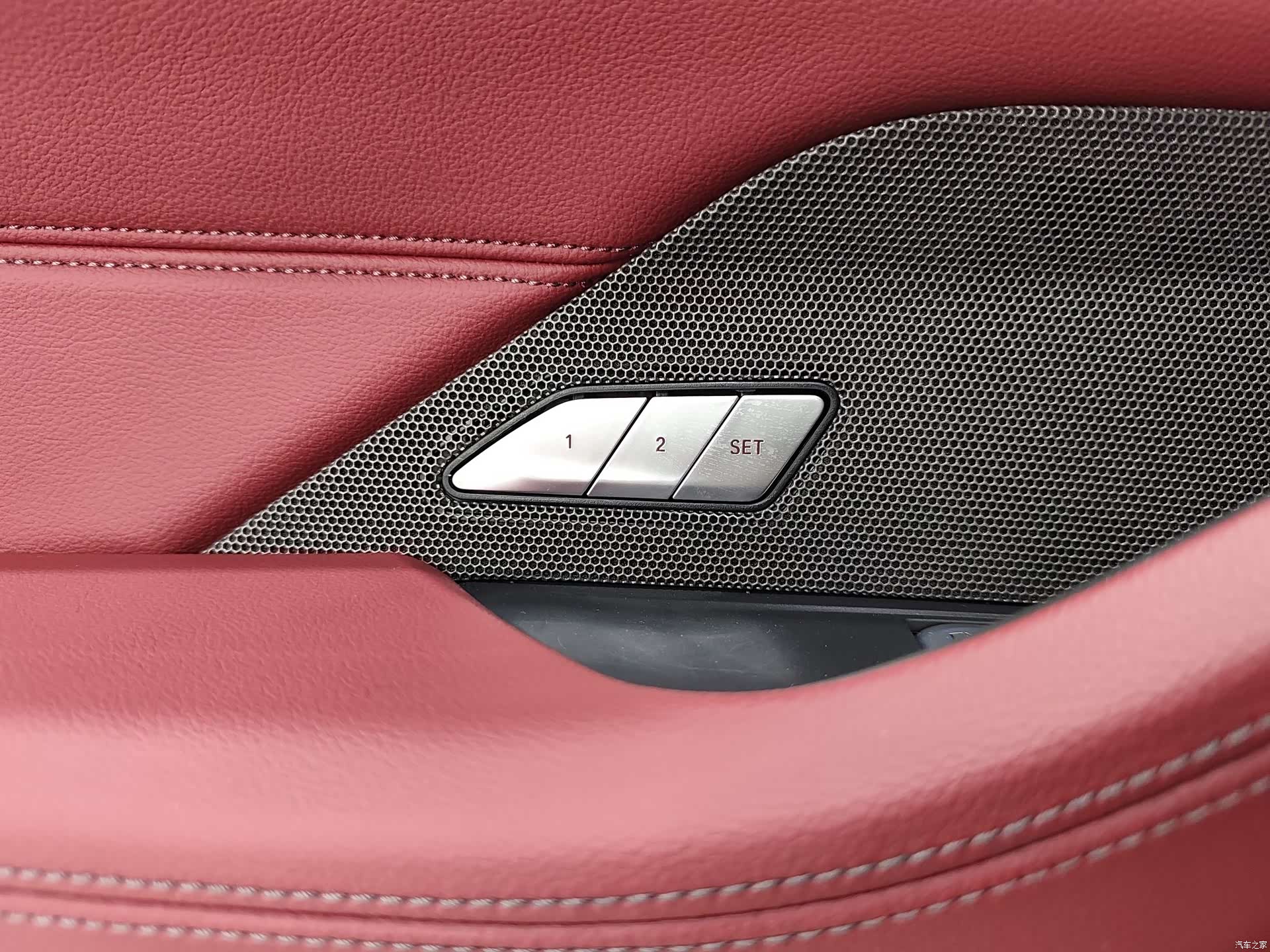 BMW 4 Series, 2025 15