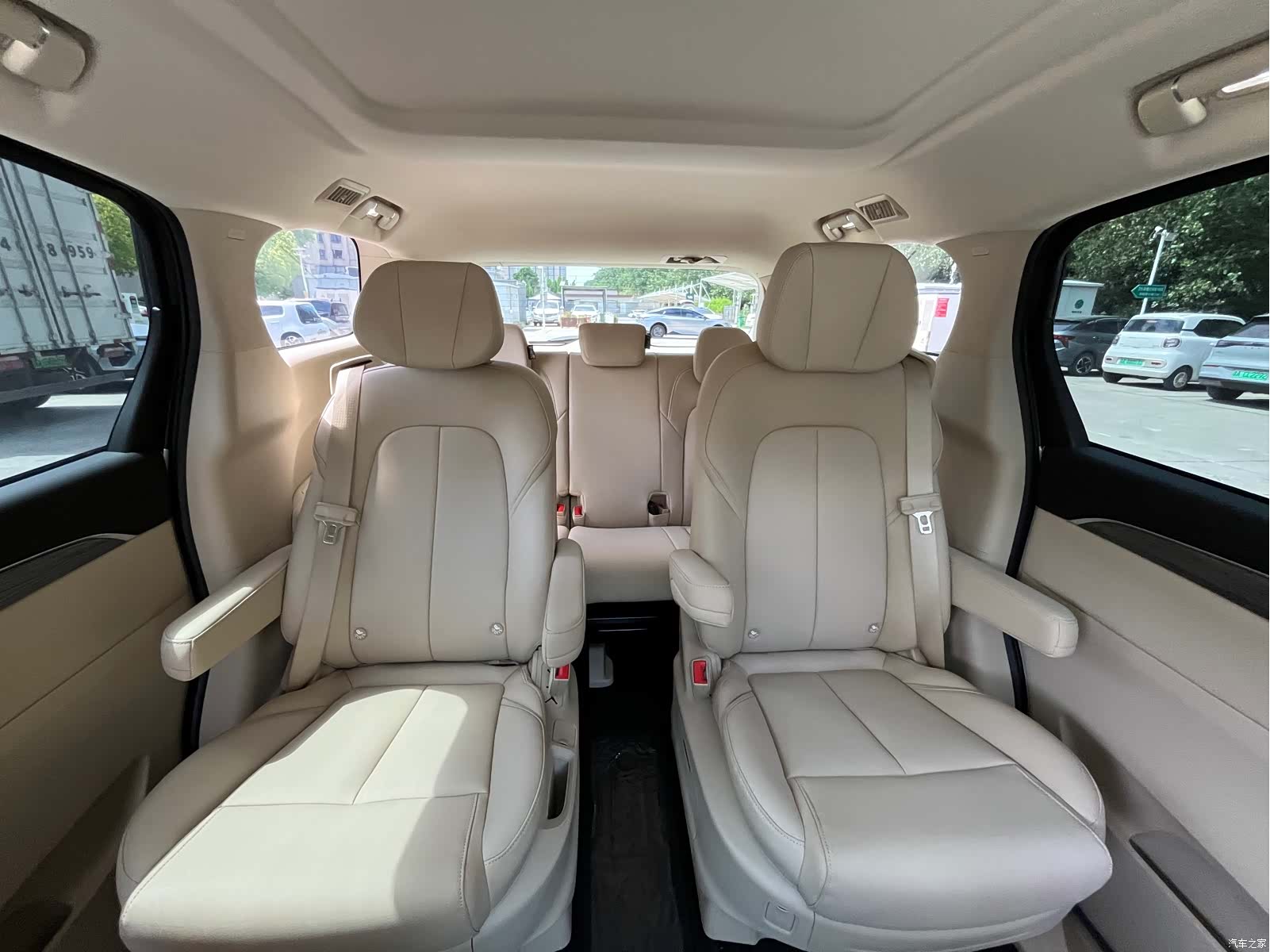 Buick GL8, 2025 16