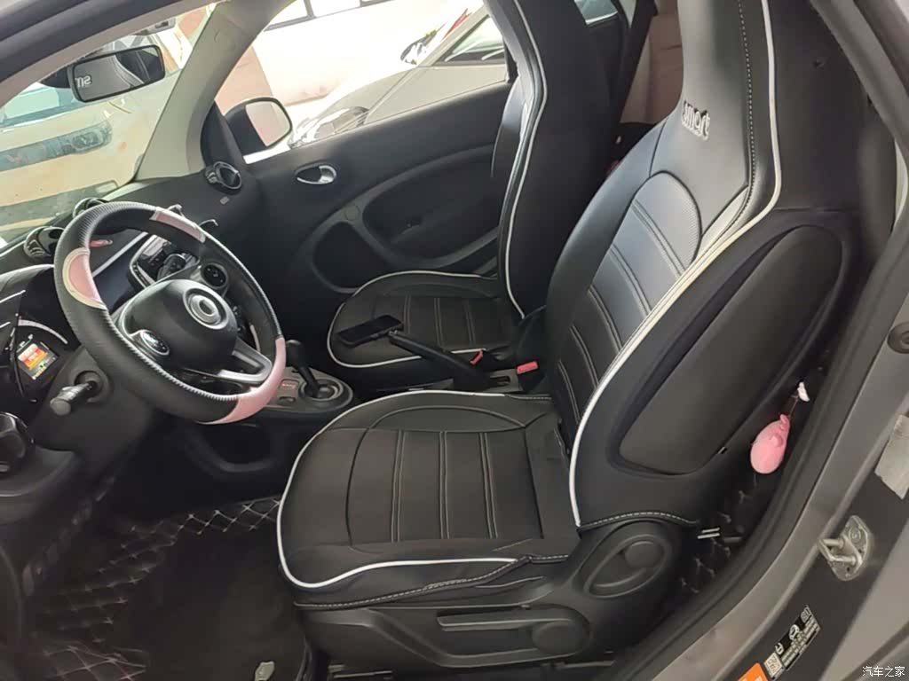 Smart Fortwo, 2018 17