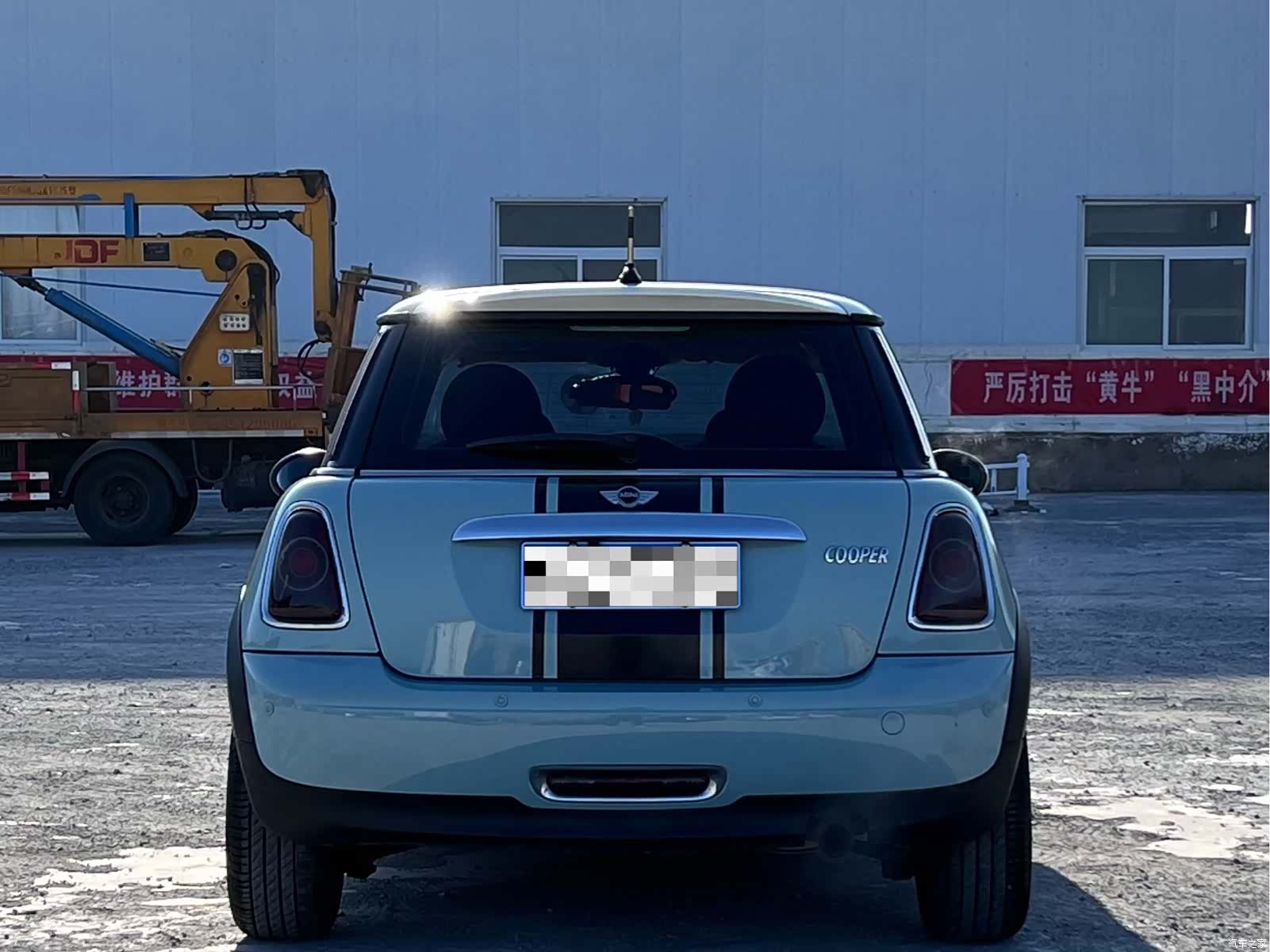 Mini Cooper, 2011 8