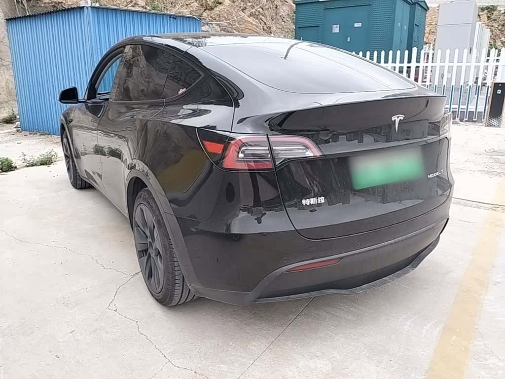 Tesla Model Y, 2024 все фото