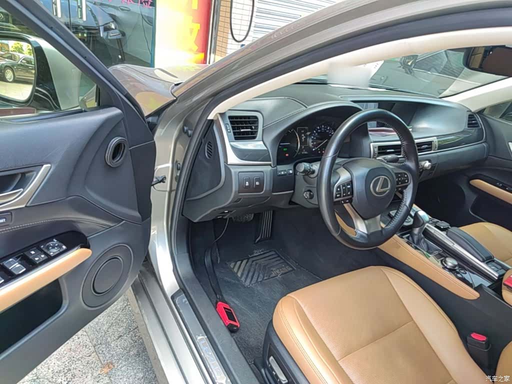 Lexus GS, 2017 16