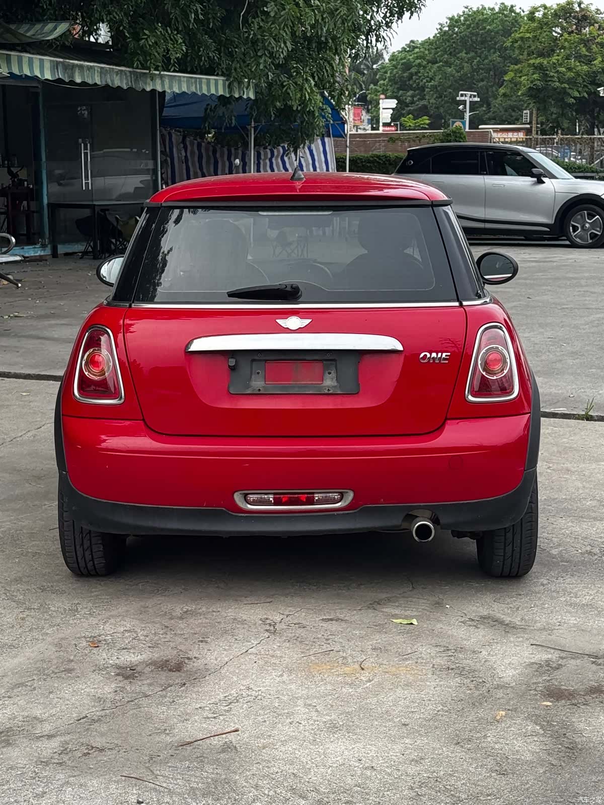 Mini ONE, 2011 14