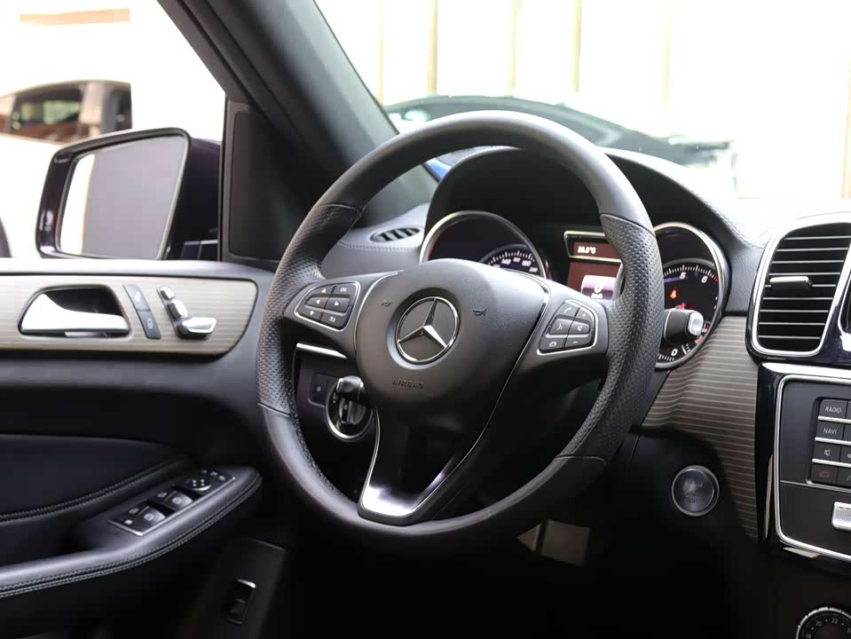 Mercedes-Benz GLE