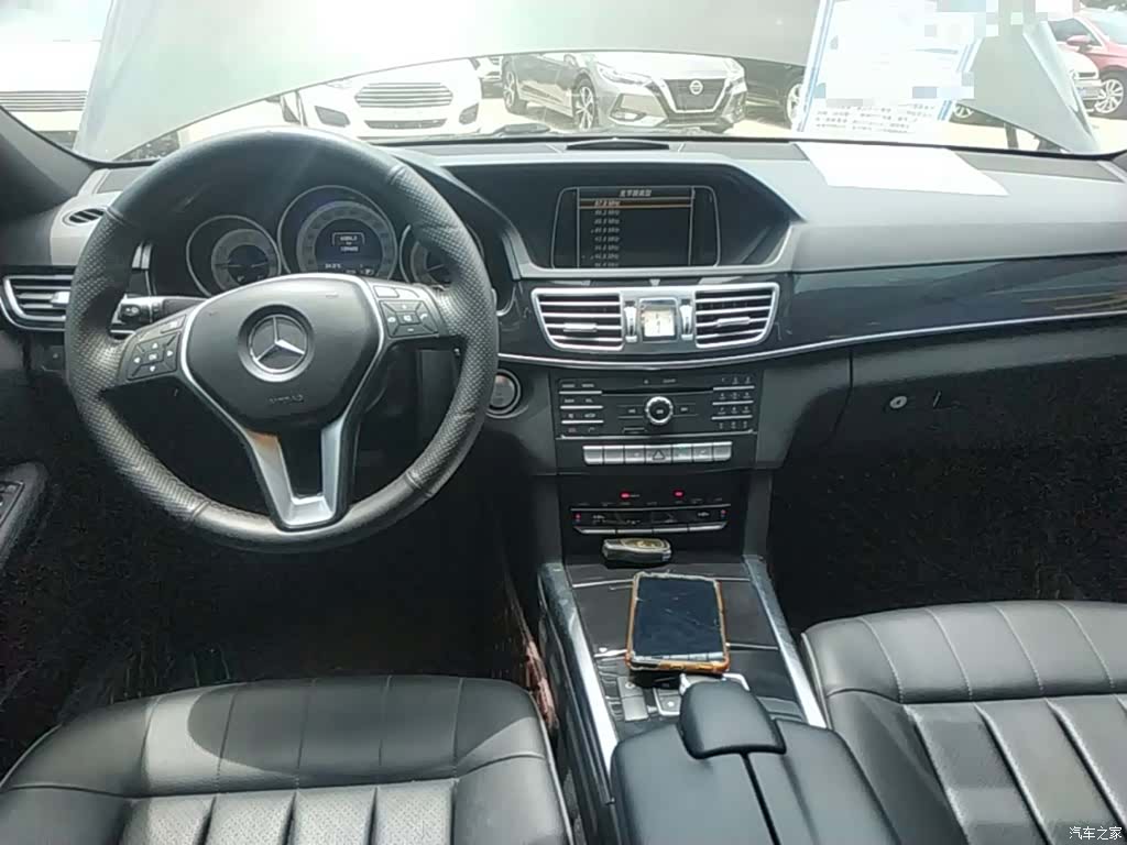 Mercedes-Benz E-Class, 2015 10