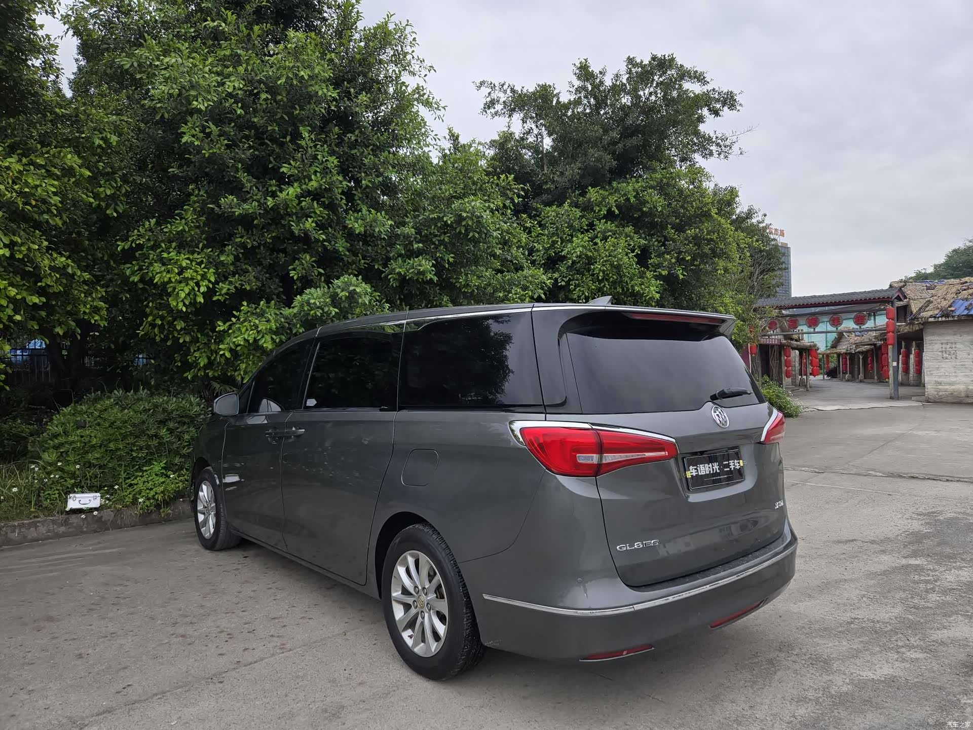 Buick GL8, 2018 6