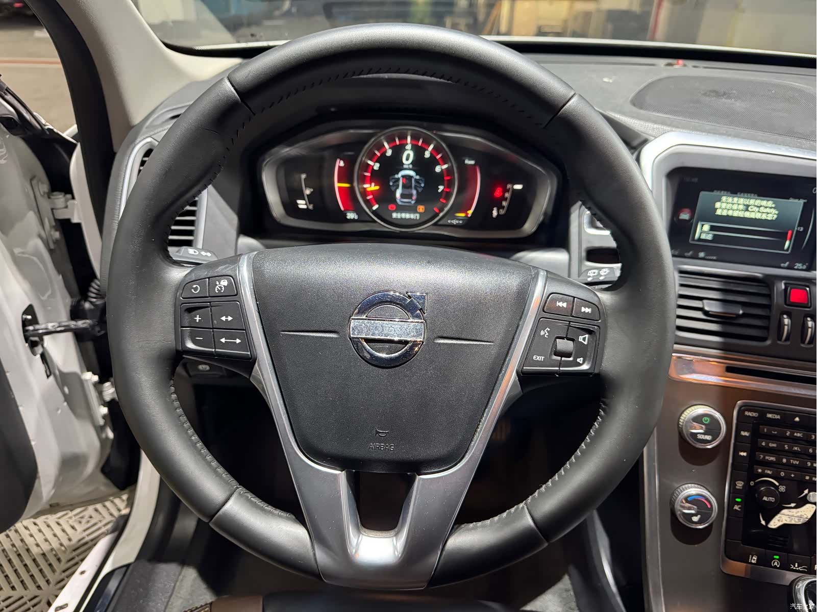 Volvo XC60, 2015 8