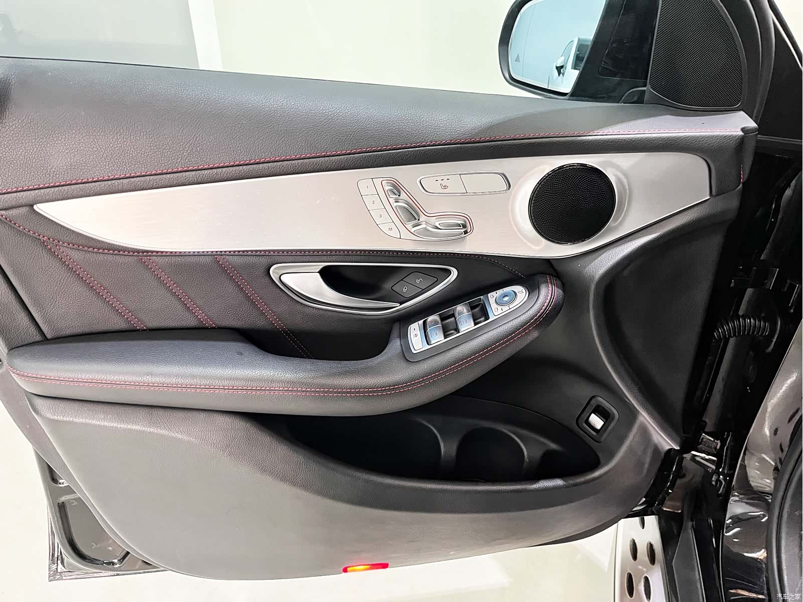 Mercedes-Benz GLC, 2018 13