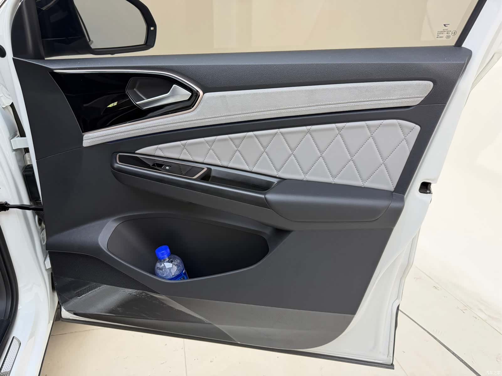 Volkswagen VS7, 2023 19
