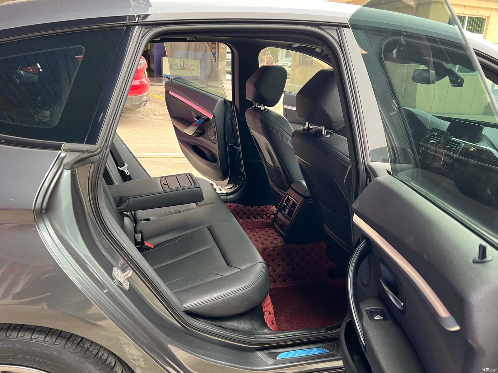 BMW 3 Series, 2021 28