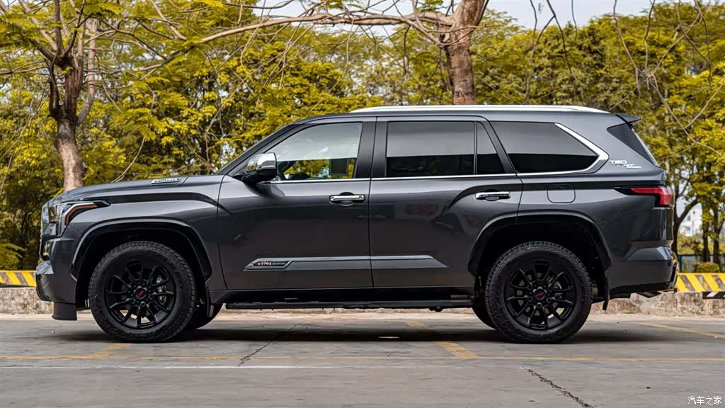 Toyota Sequoia, 1900 все фото