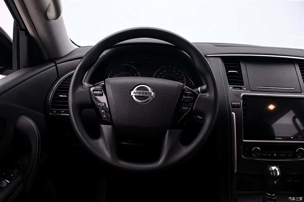 Nissan Patrol, 2020 7