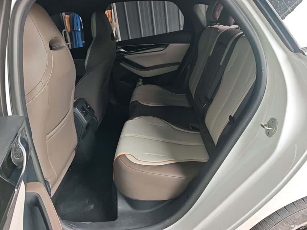 BYD Qin, 2023 17