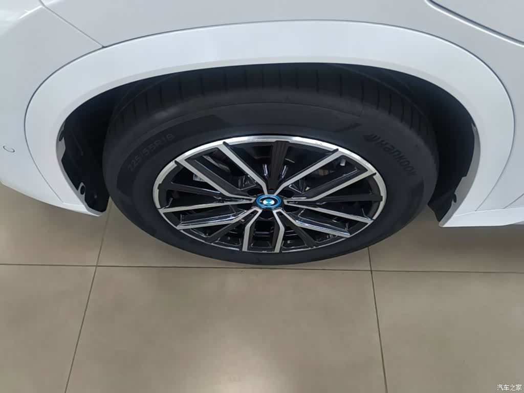 BMW iX1, 2024 25