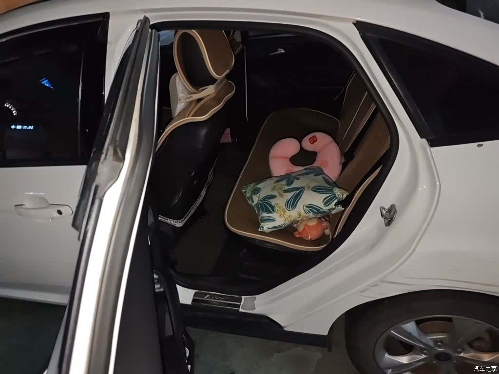 Ford Focus, 2015 14