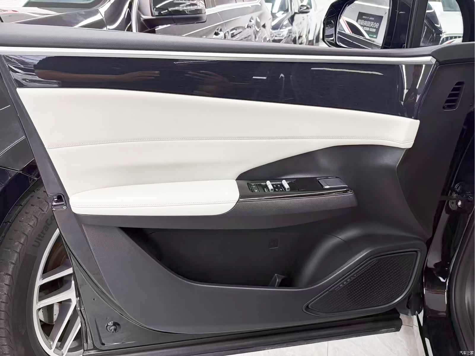 Geely Galaxy L7, 2024 10