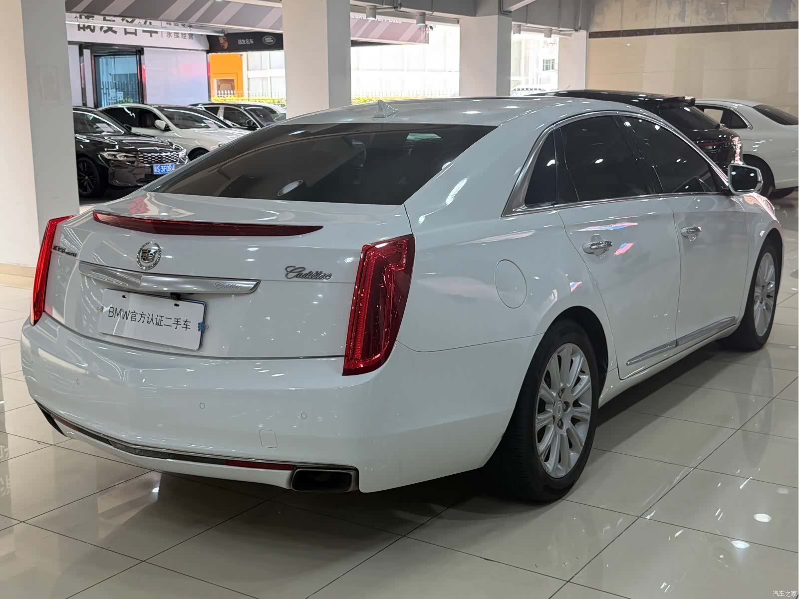 Cadillac XTS, 2015 8