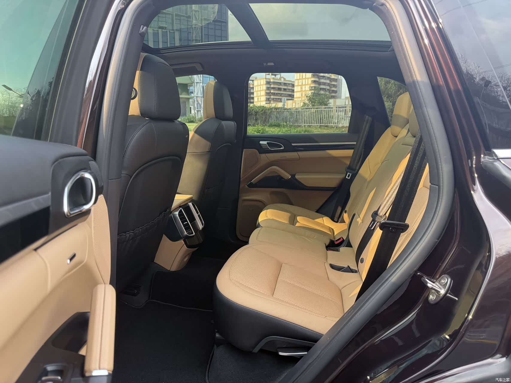 Porsche Cayenne, 2016 все фото