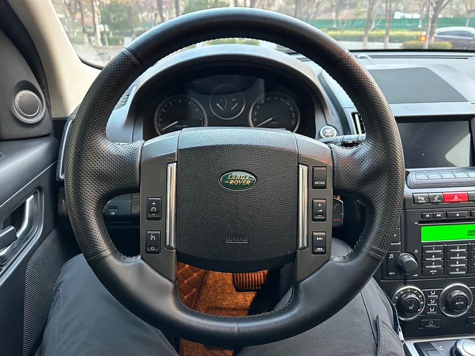 Land Rover Freelander 2