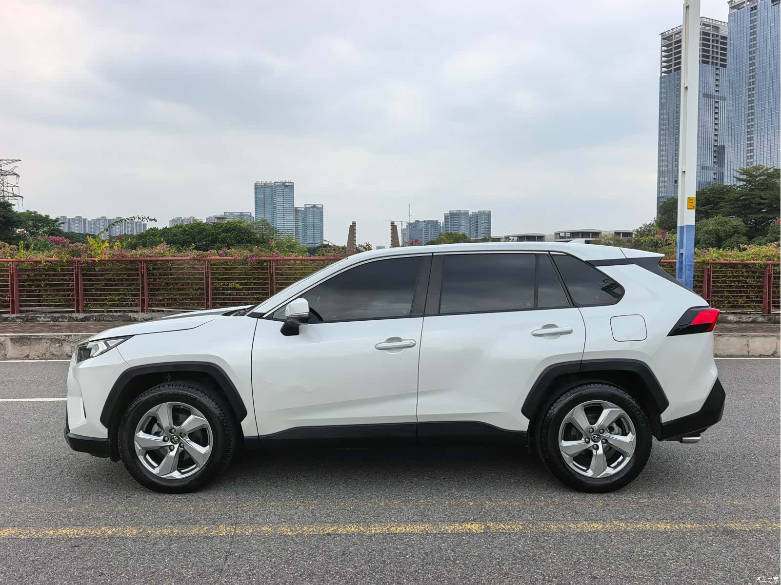Toyota RAV4, 2021 23