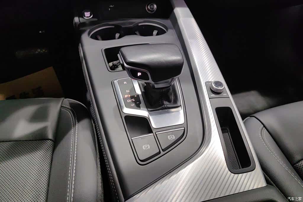 Audi A4L, 2021 16