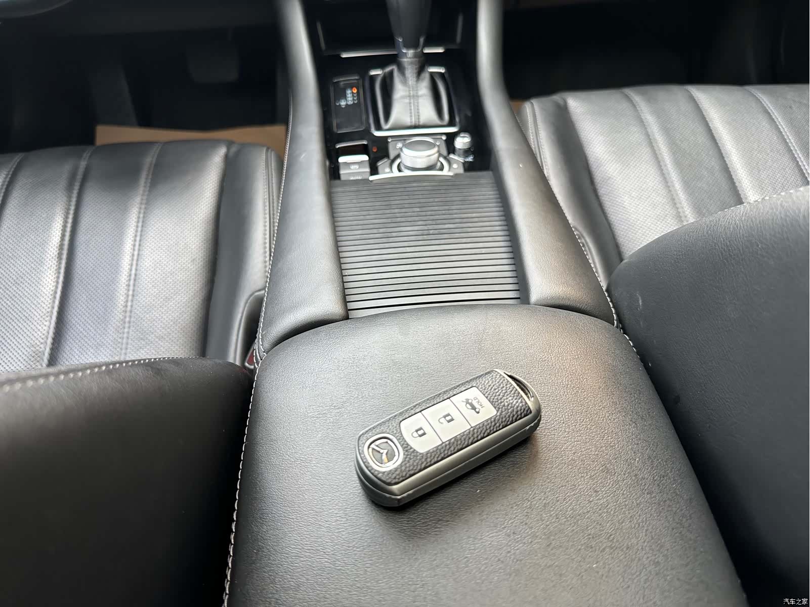 Mazda Atenza, 2020 32
