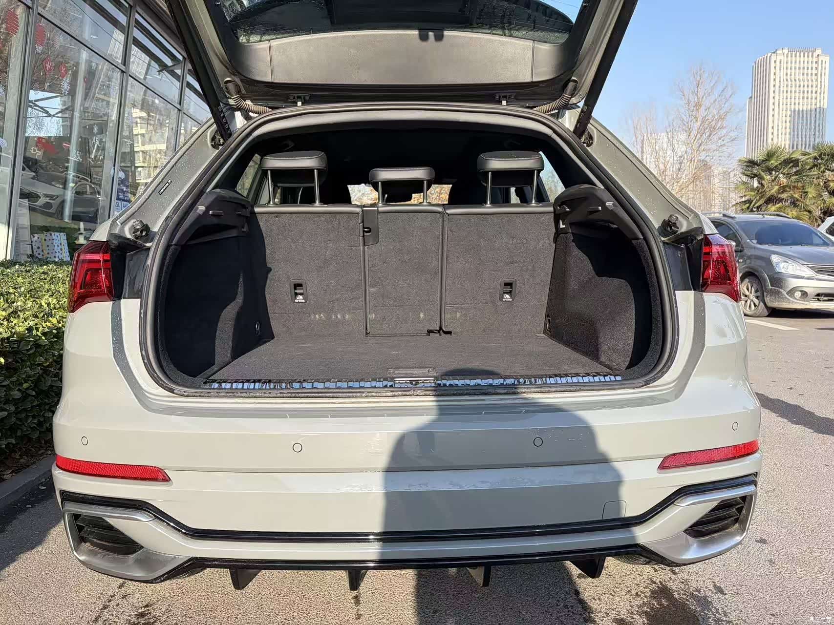 Audi Q3, 2024 16