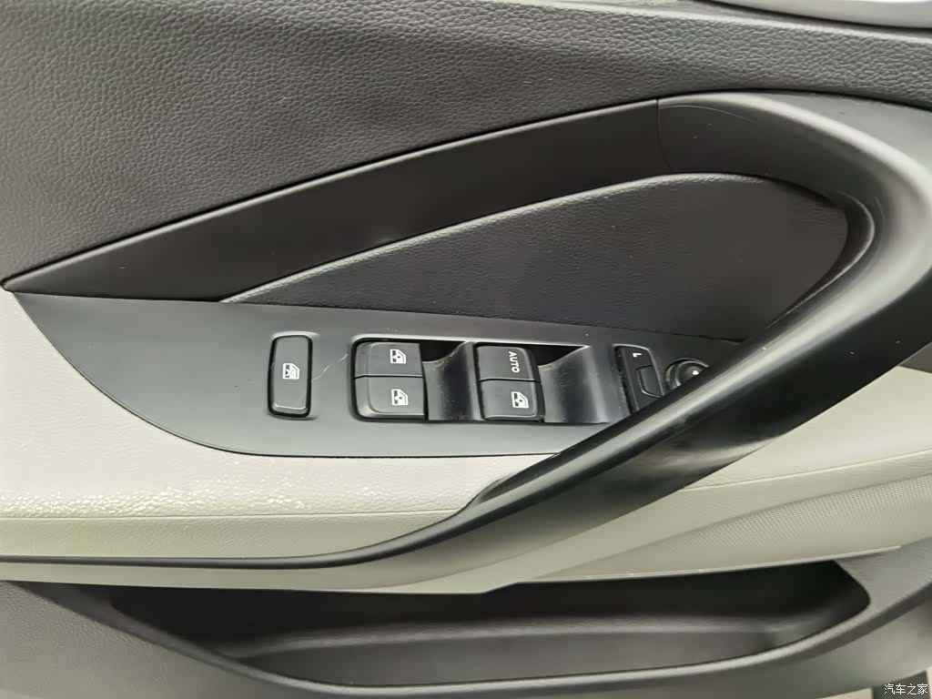 Wuling 510, 2019 9