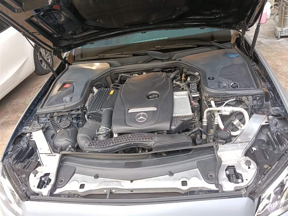 Mercedes-Benz E-class Mercedes-Benz E-class