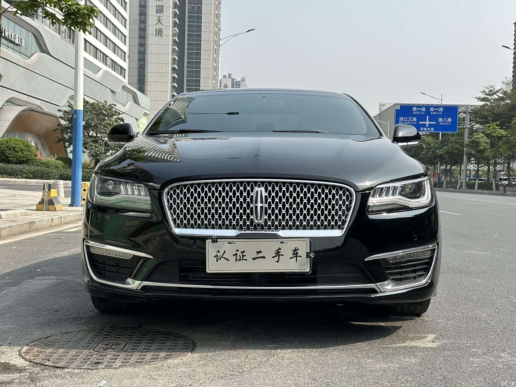 Lincoln MKZ, 2019 2