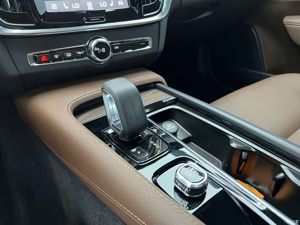 Volvo V90, 2023 20